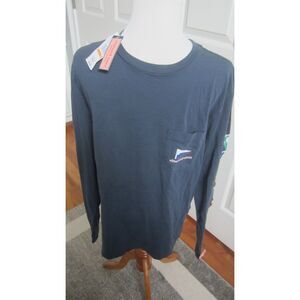 NWT VINEYARD VINES  NAVY LONG SLEEVE TEE CALLED COASTAL BURGEES  MENS SMALL